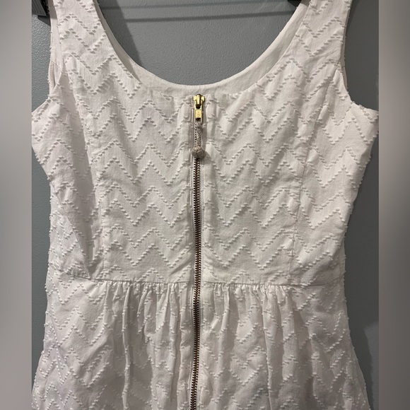 Vineyard Vines 🌸 White Chevron Jacquard Dress • size 4 - Picture 12 of 13